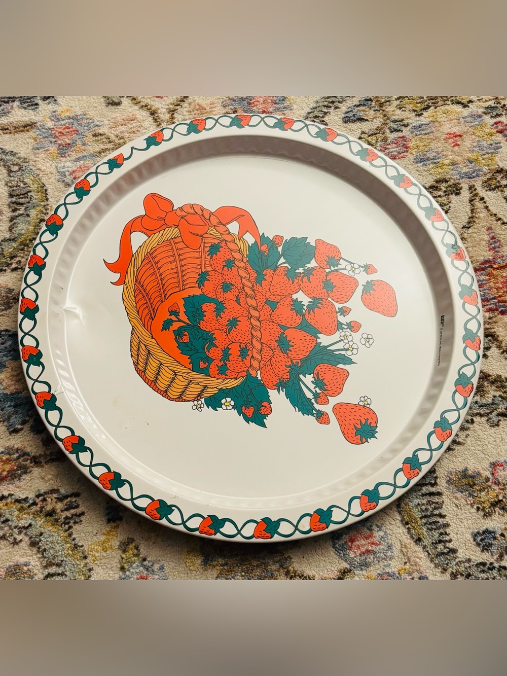 Vintage Giftco Inc. Metal Strawberry Serving Tray